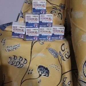 Bee Venom Joint Cream - Yellow Design